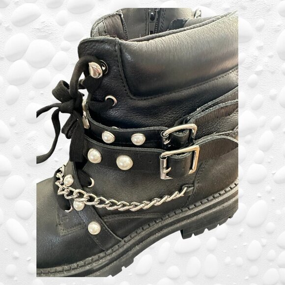 Design Lab Pearl/Chain Boots Size 8 NWT original box - Picture 9 of 13